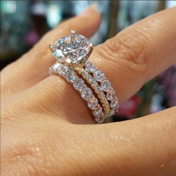 14k Solid Yellow Gold Eternity Band - Picture 4 of 11